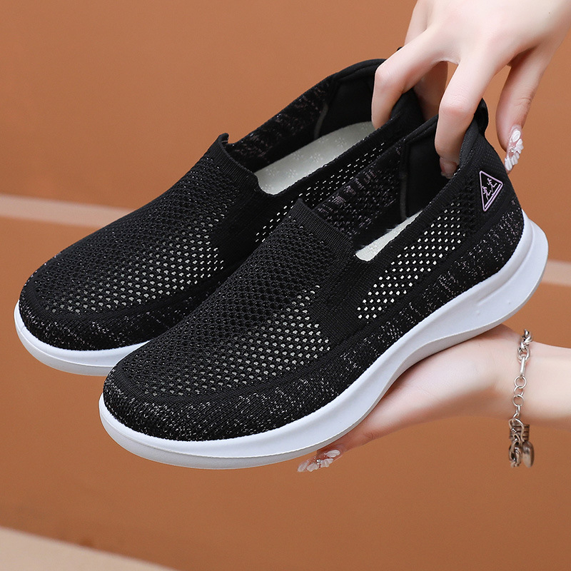 Shoes For Women 2026 Summer New Fashion Versatile Mom Shoes Casual Sports Soft Sole Breathable Slip-On Shoes