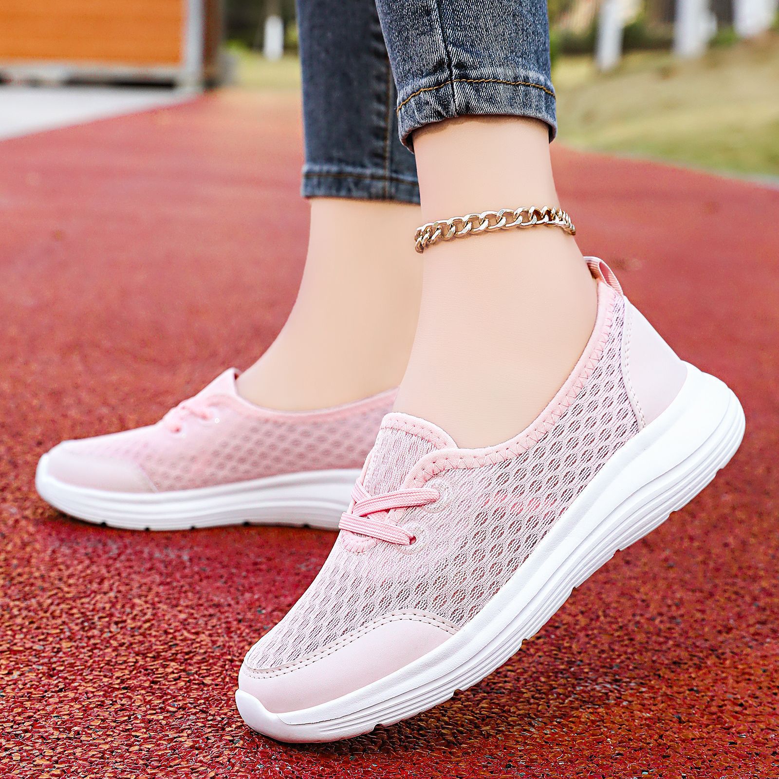 Women's Comfy Mesh Sneakers – Say Goodbye to Sweaty Feet & Tying Laces, Non-Slip for Steady Steps