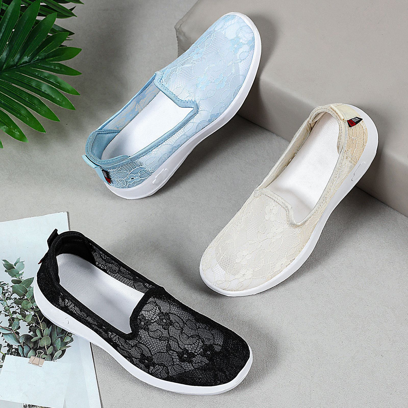 Breathable Lace Walking Shoes – Keep Feet Cool & Stylish for Daily Commute & Leisure