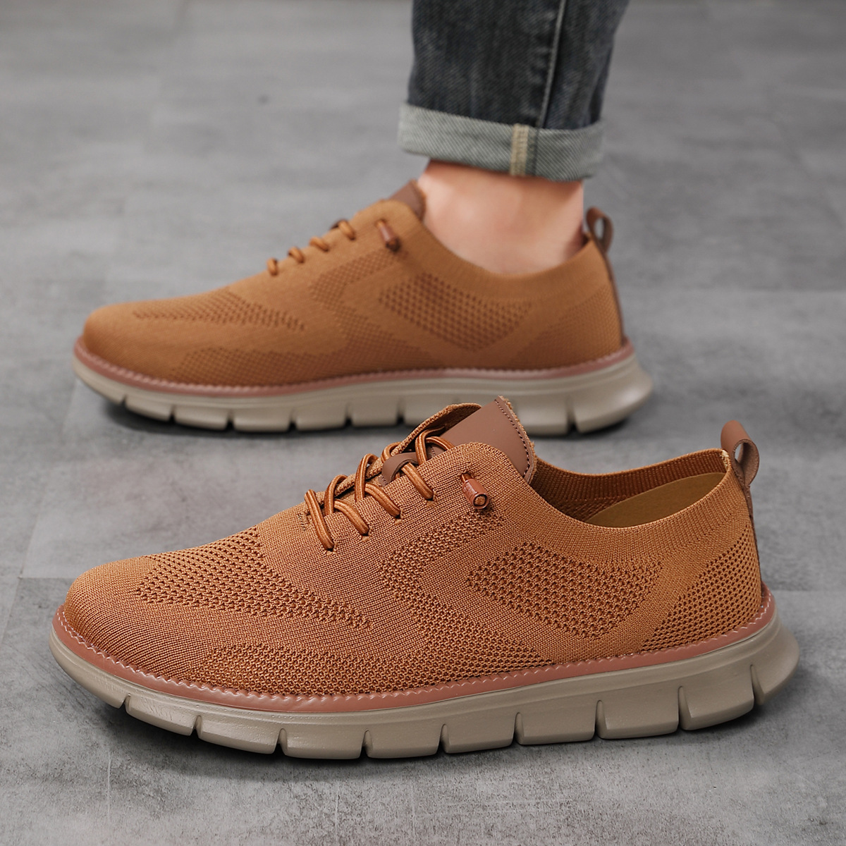 2025 New Cross-Border Lightweight Lace-Up Casual Men'S Shoes Breathable Fly Weave Men'S Large Size Sports Shoes Men Loafers