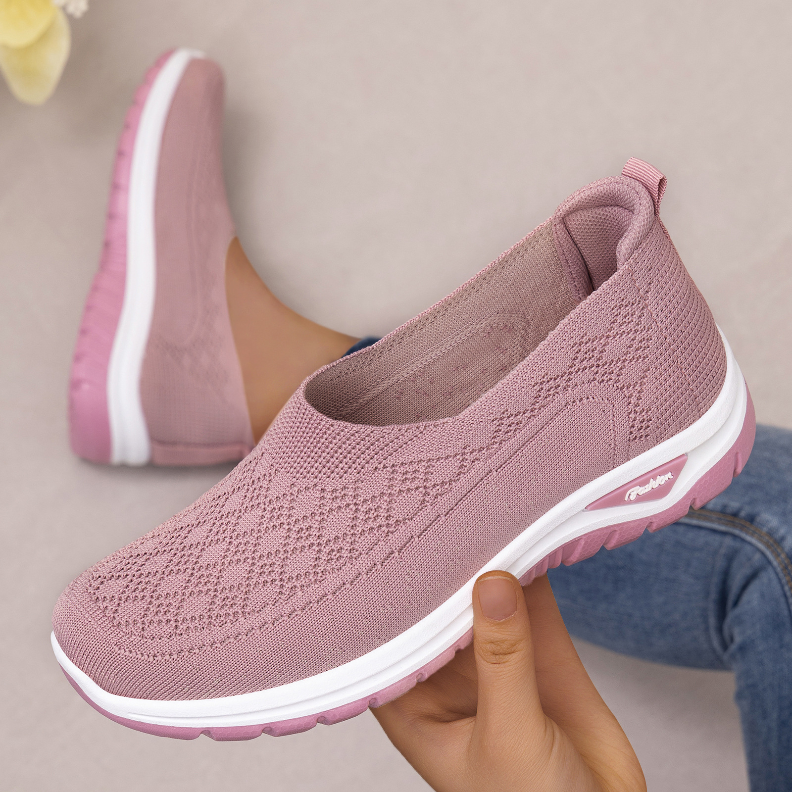 2026 New Women's Walking Shoes - Breathable, Non-Slip & Arch Support for Seniors