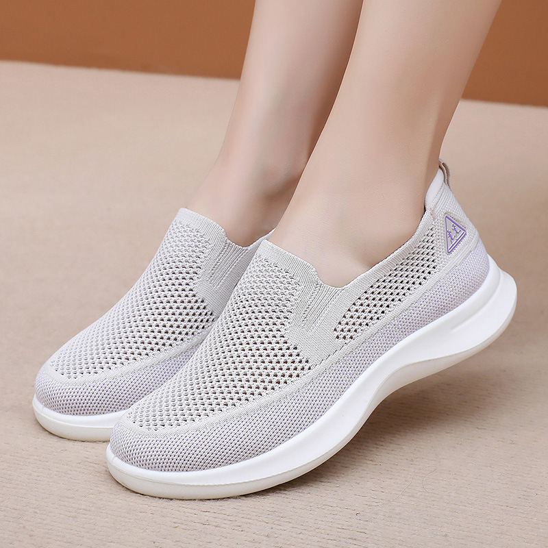 Shoes For Women 2026 Summer New Fashion Versatile Mom Shoes Casual Sports Soft Sole Breathable Slip-On Shoes
