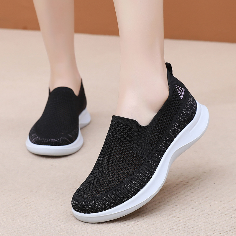 Shoes For Women 2026 Summer New Fashion Versatile Mom Shoes Casual Sports Soft Sole Breathable Slip-On Shoes