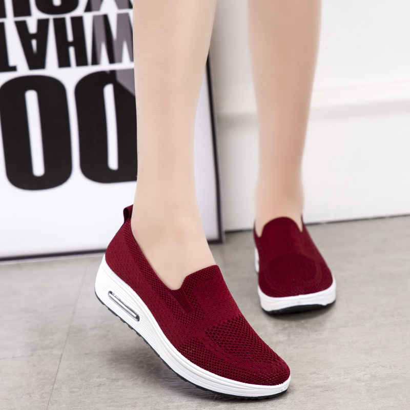 🔥2024 Hot Sale🔥Women Slip-on Light Air Cushion Orthopedic Sneakers