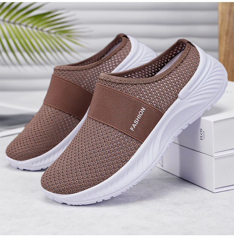 Women's Summer Slippers Comfortable Thick Sole Closed Toe Design Perfect For Beach Vacations Casual Wear With
