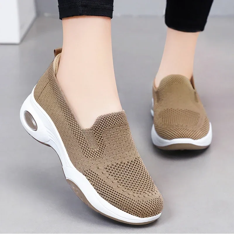 Women Casual Flat Breathable Knitted Sneakers Fashion Slip on Soft Bottom Walking Shoes