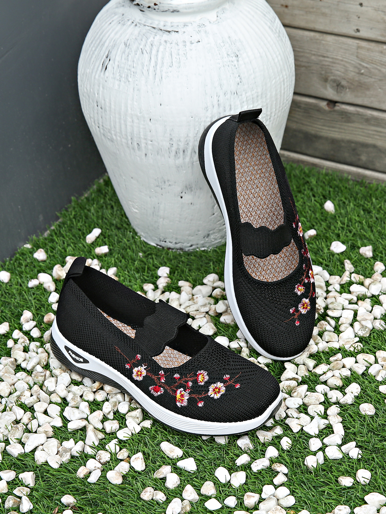 🔥Last Day Promotion 70% OFF🔥- Women's comfortable breathable knitted sneakers