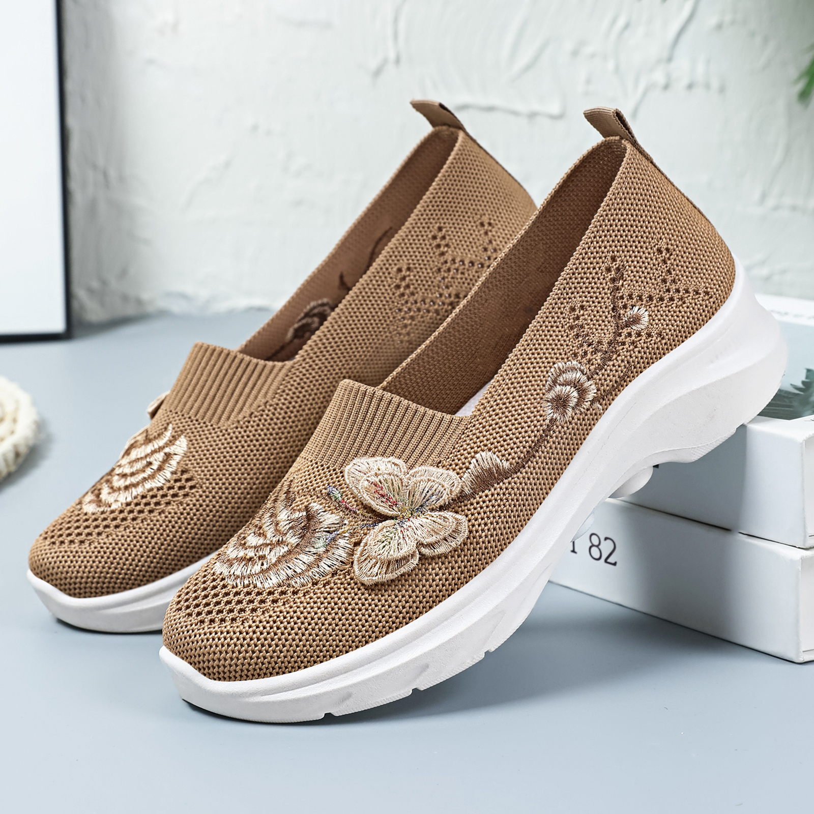 Women's Butterfly Embroidered Loafers