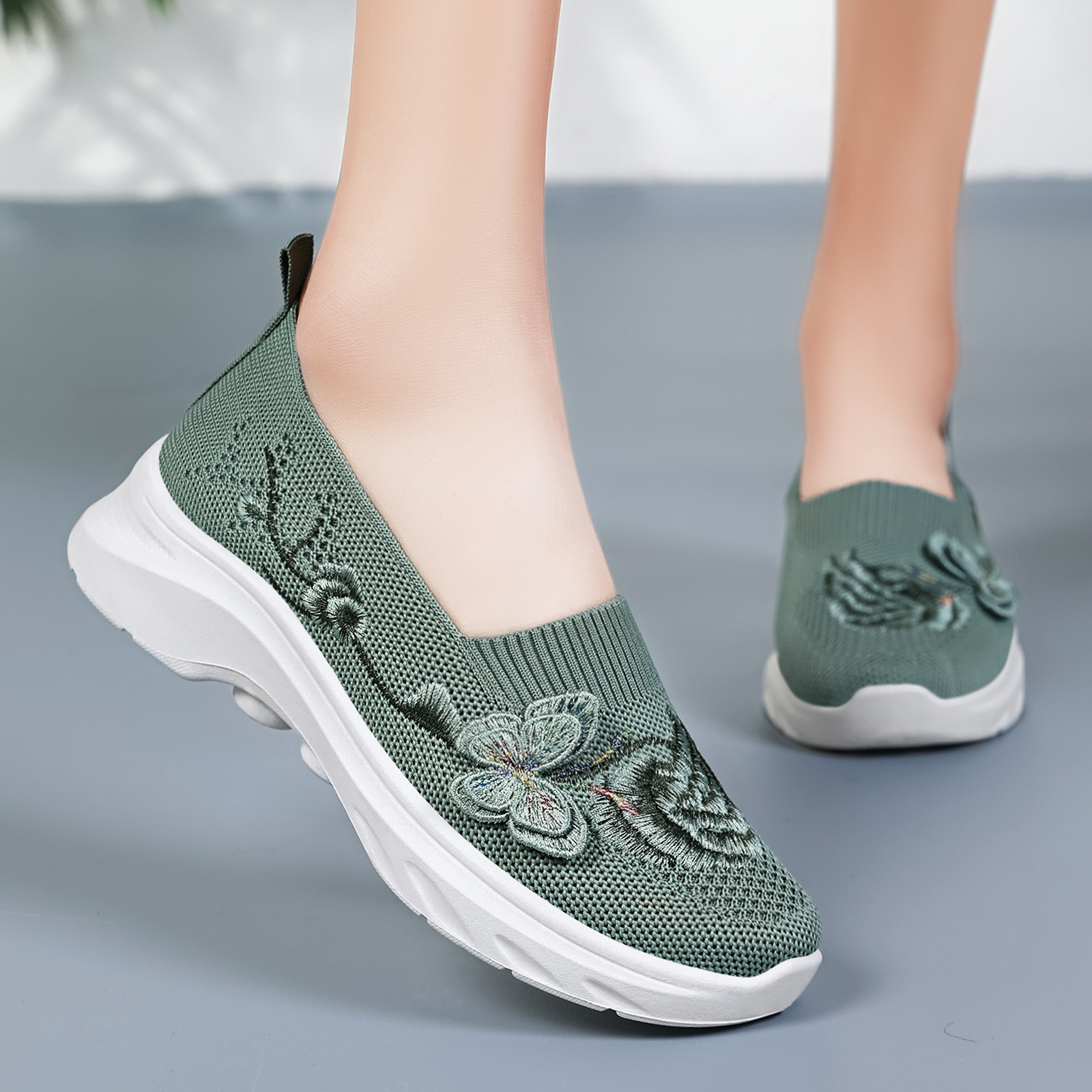 Women's Butterfly Embroidered Loafers