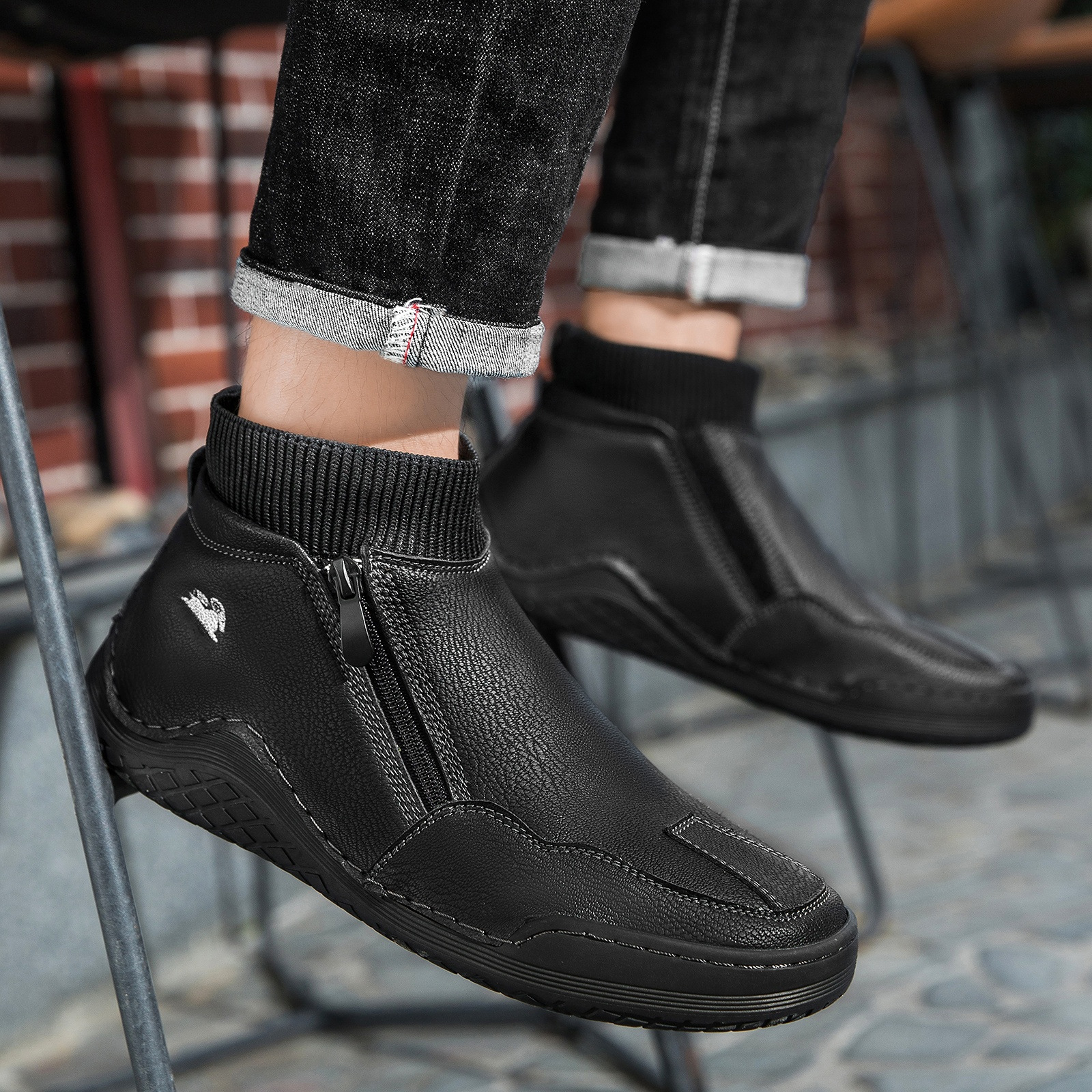 🔥On This Week Sale 70% OFF🔥Men's Casual Sneakers - Breathable Synthetic Upper, Non-Slip Rubber Sole, Comfortable Fabric Lining for Walking & Driving