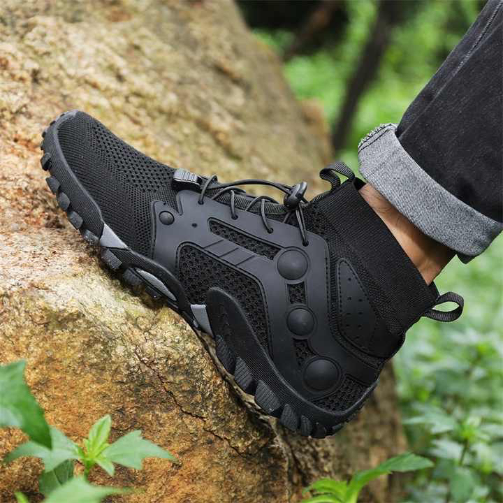 black-trailking