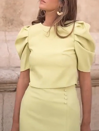 Pia amarillo claro