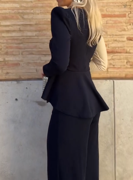Black and White Color-Blocked Puff Shoulder Set