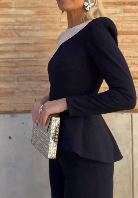 Black and White Color-Blocked Puff Shoulder Set