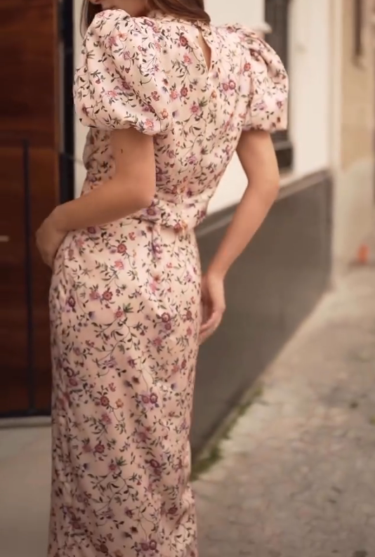 Light Pink Floral Puff-Sleeve Dress