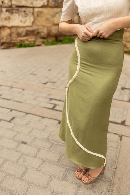 Hana Green Skirt