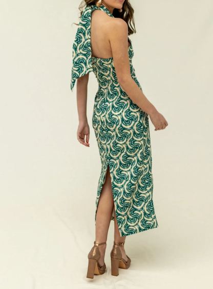 Cuello halter con aberturas verde estampado