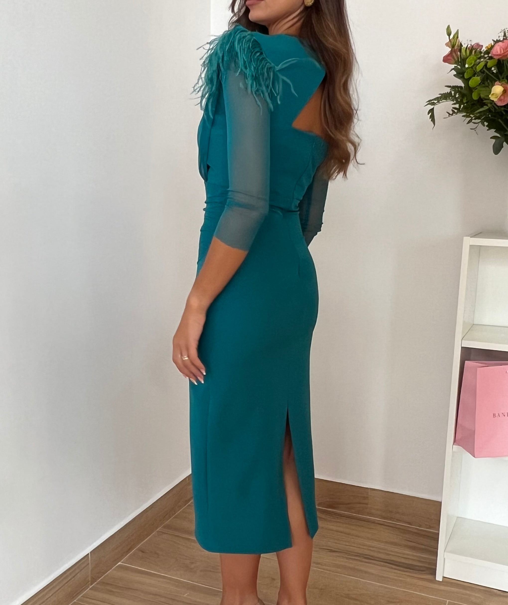 Blue V-neck feather shoulder dress