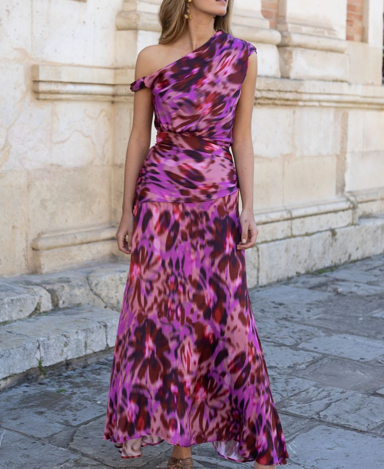 Lara Fucsia