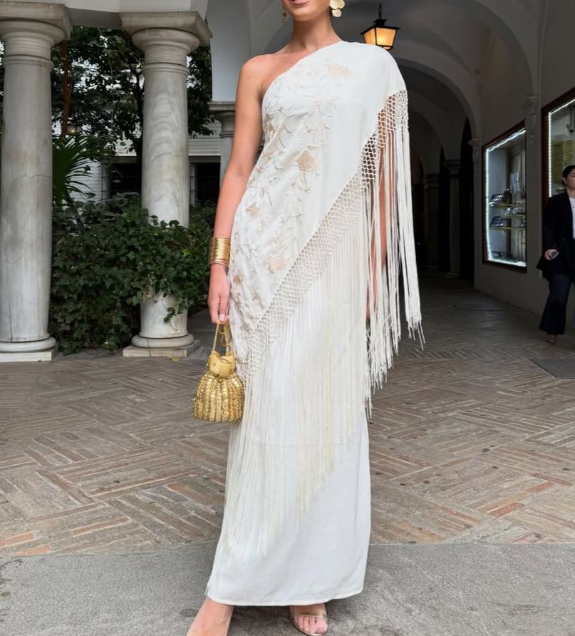 White Heroic Gown