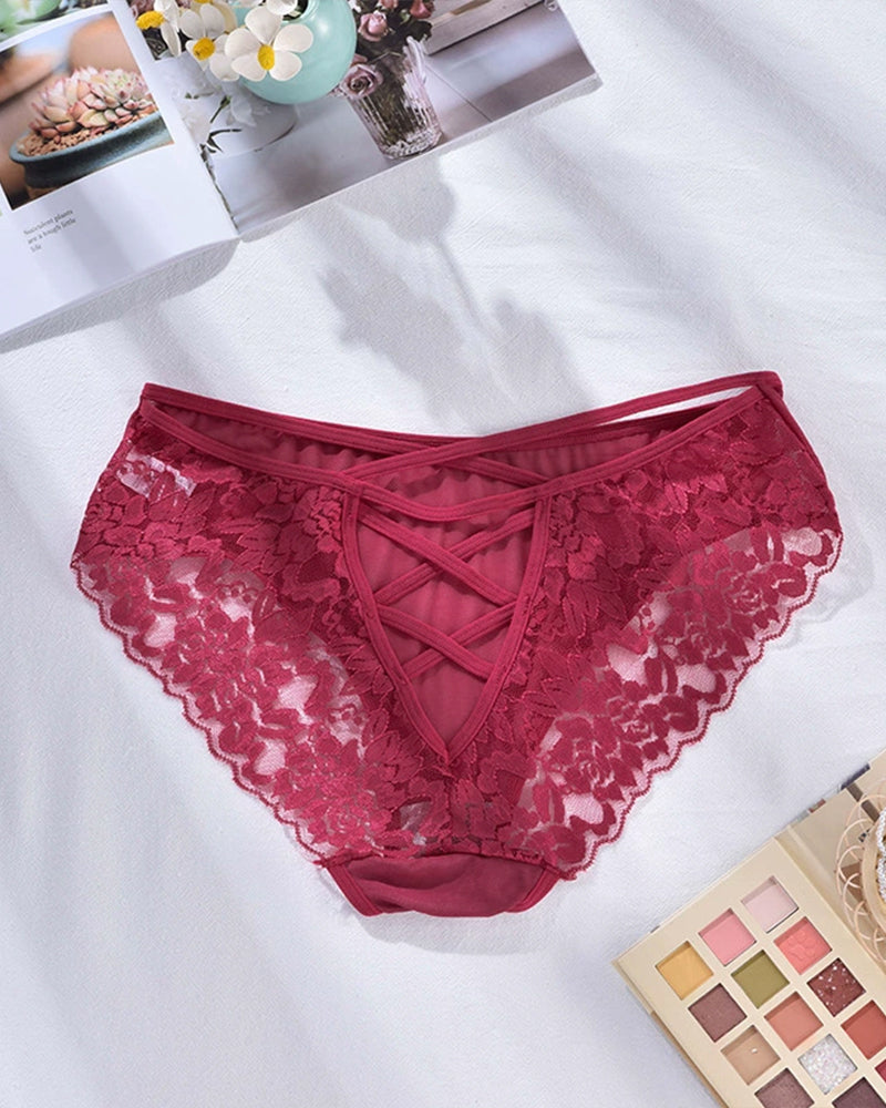 Plus Size Lace Triangle Panties-lovelira