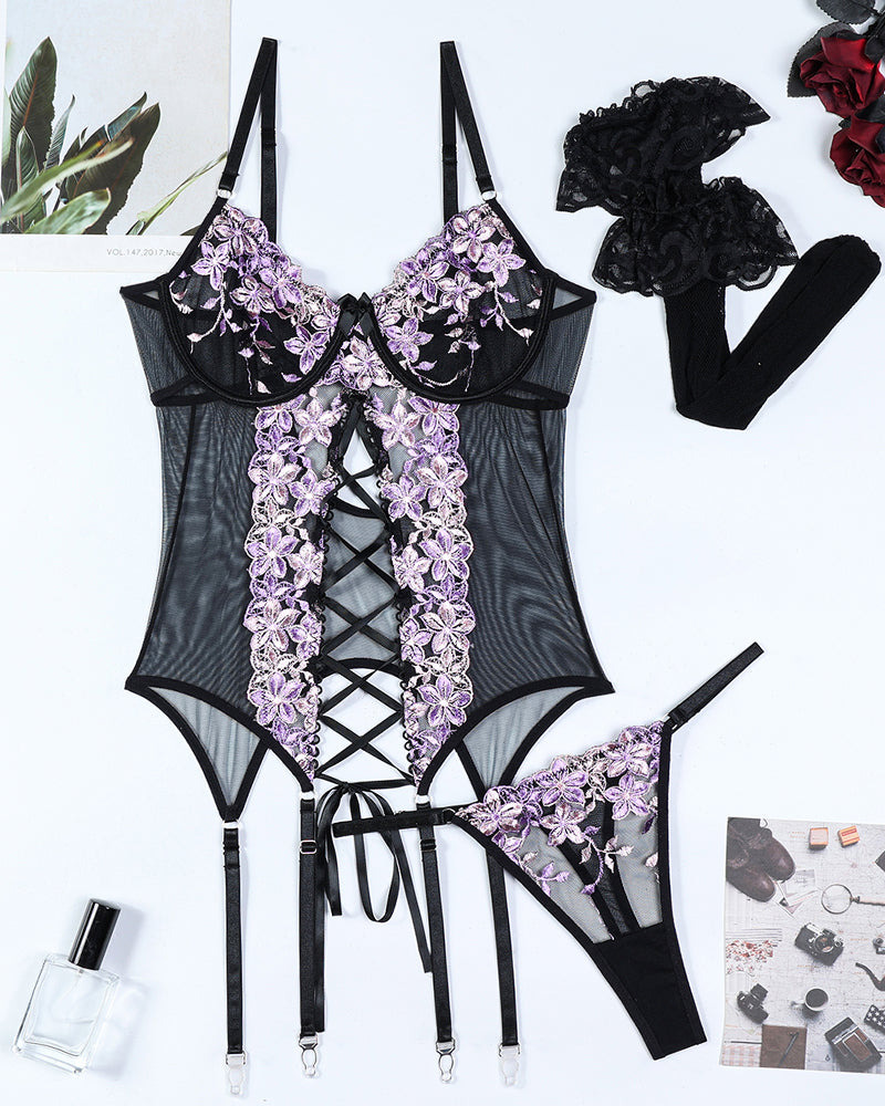 Flower Embroidered Stockings Bra Set-lovelira