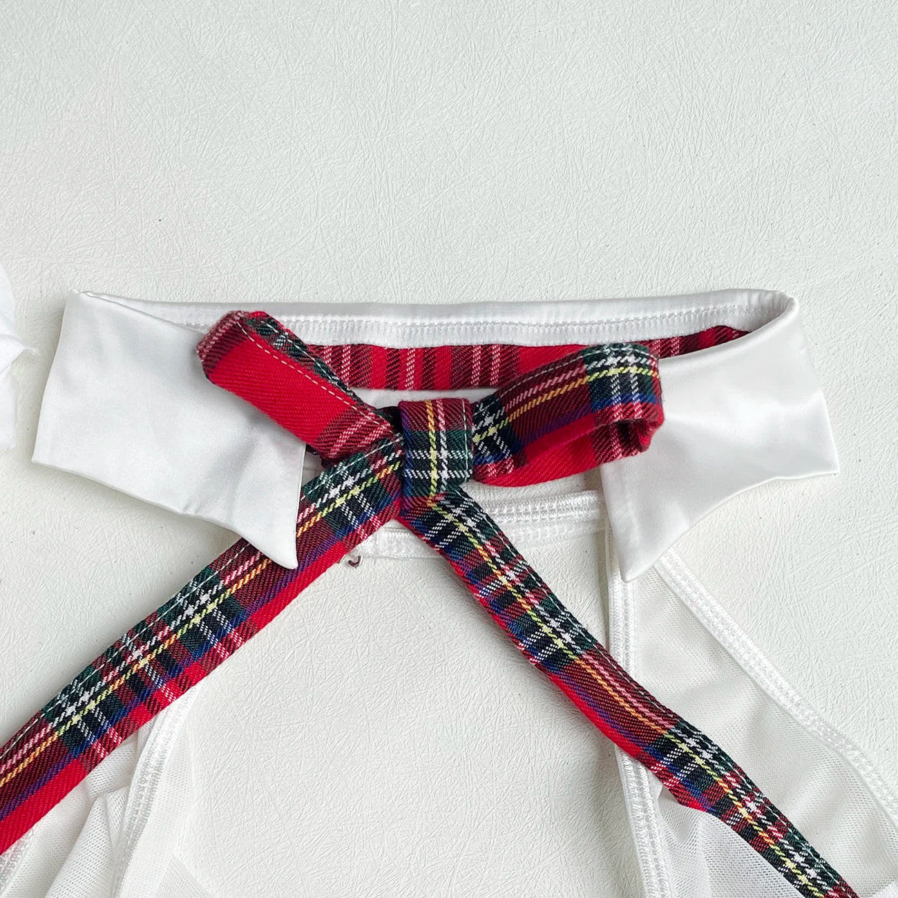 Model COS704-lovelira