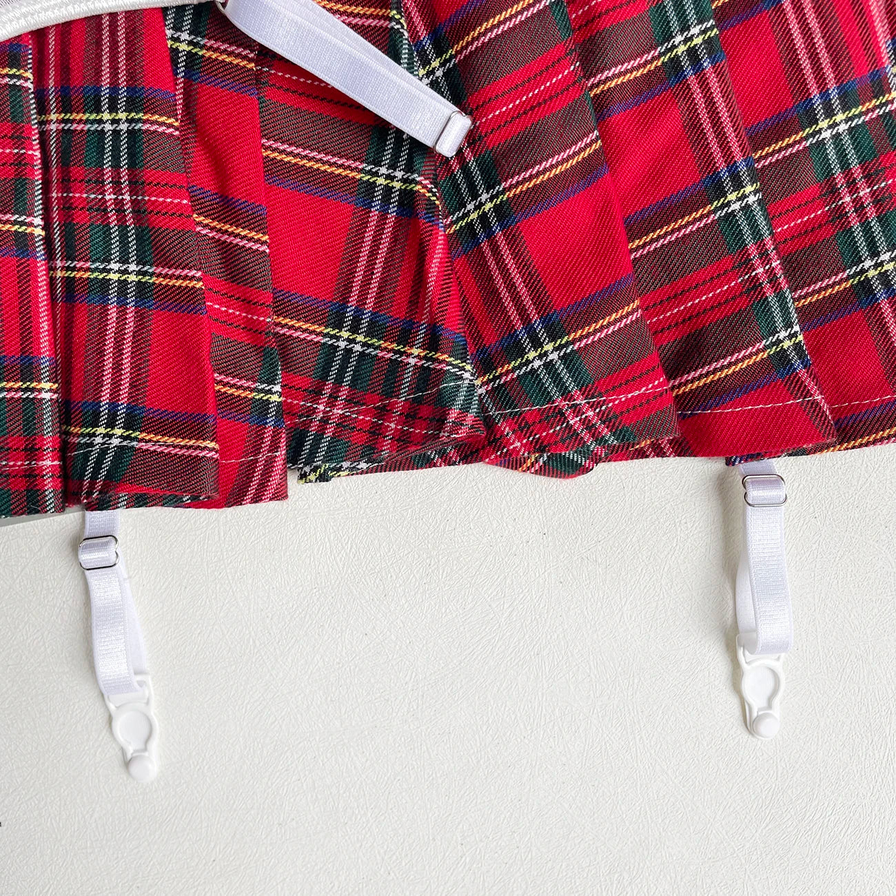 Model COS704-lovelira