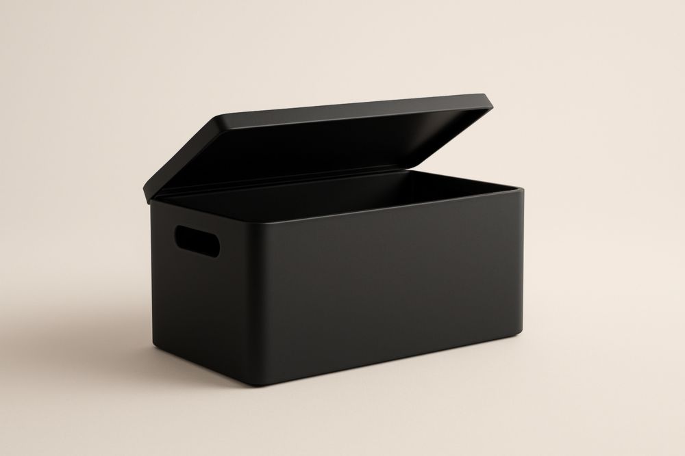 Boîte de rangement en plastique noir avec couvercle