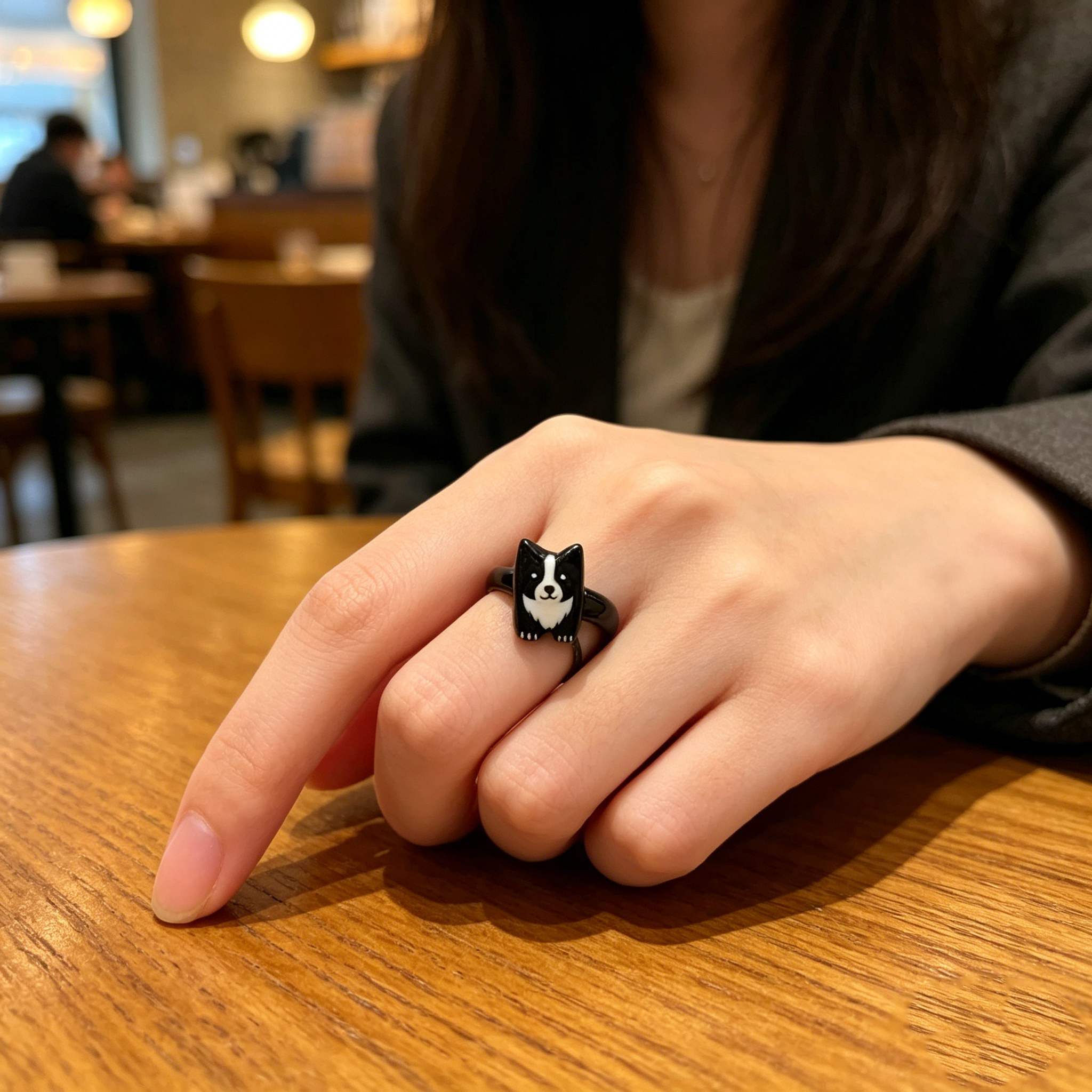 Personalized 3D figurine rings, custom commemorative jewelry, and meaningful gifts for couples.