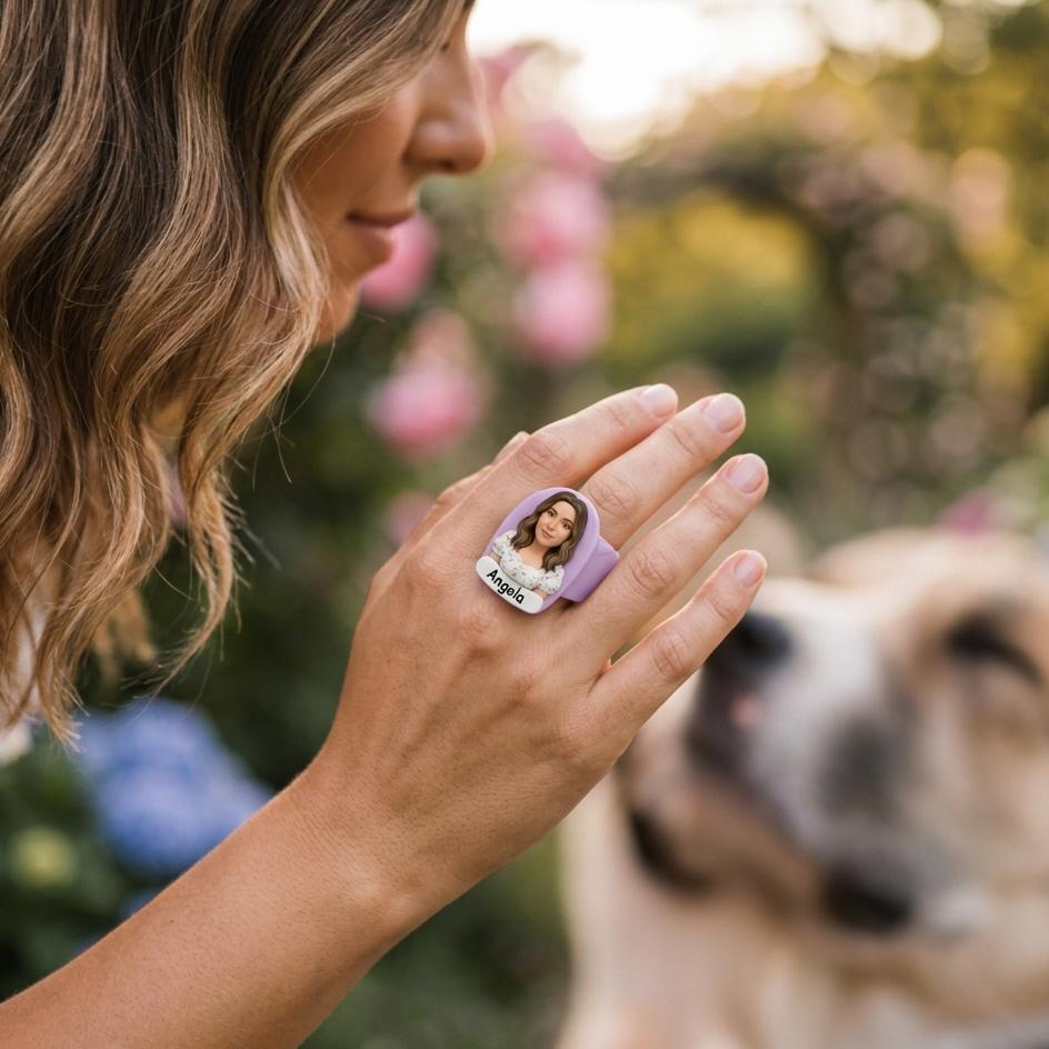 Personalized 3D figurine rings, custom commemorative jewelry, and meaningful gifts for couples.