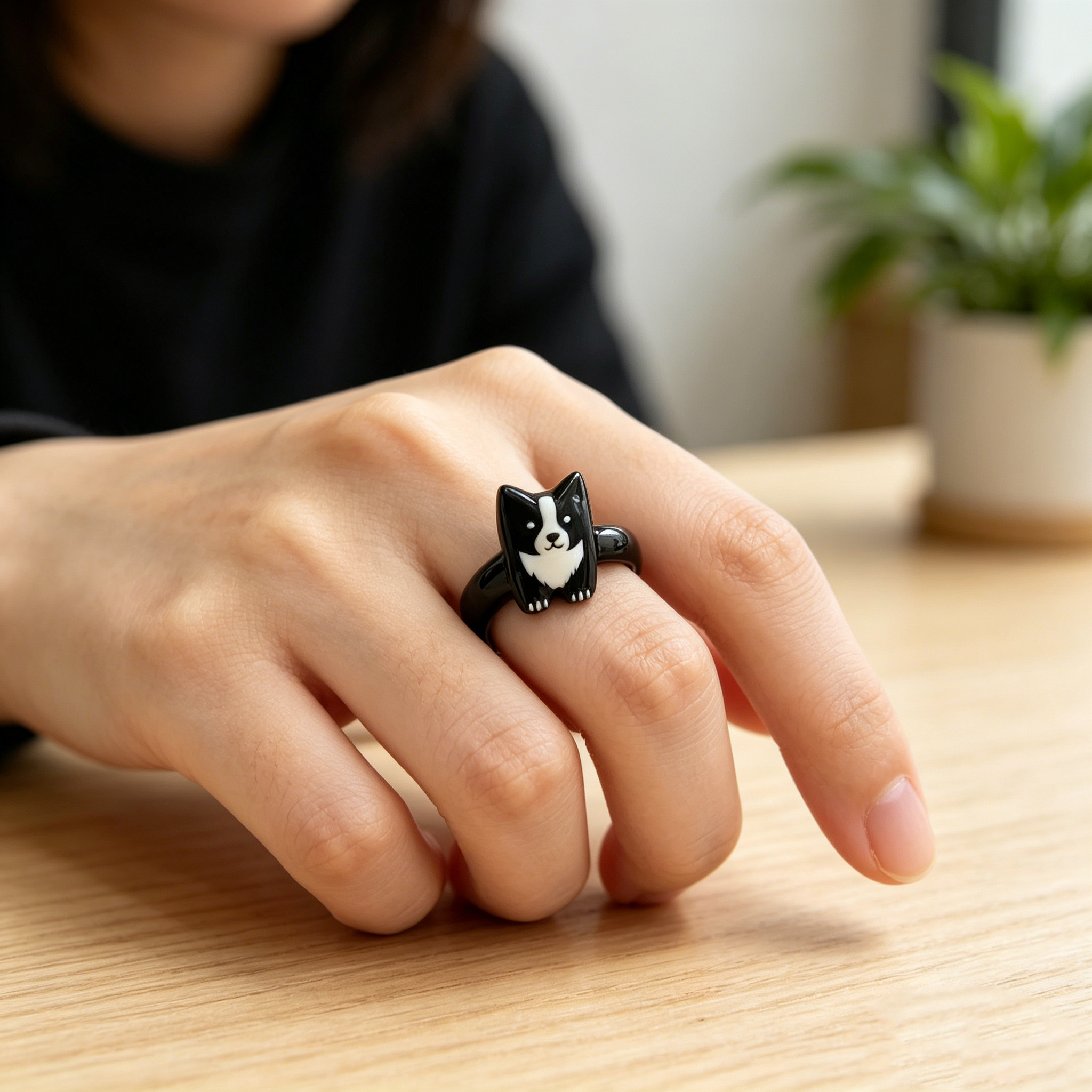 Personalized 3D figurine rings, custom commemorative jewelry, and meaningful gifts for couples.