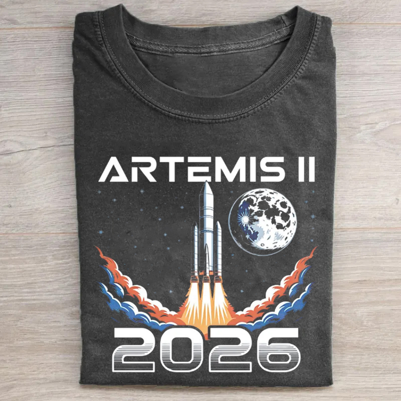 Artemis II Rocket Launch T-shirt