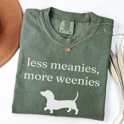 Dachshund Minimal Text T-shirt
