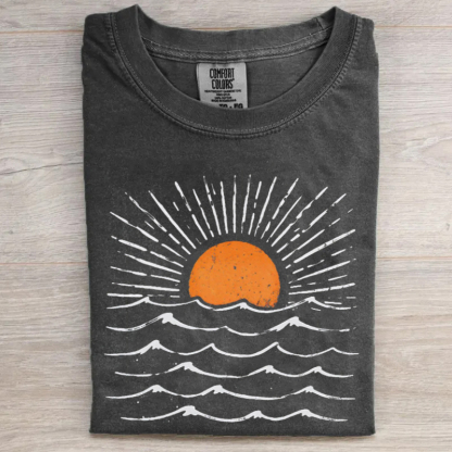 Vintage Beach Sun T-shirt