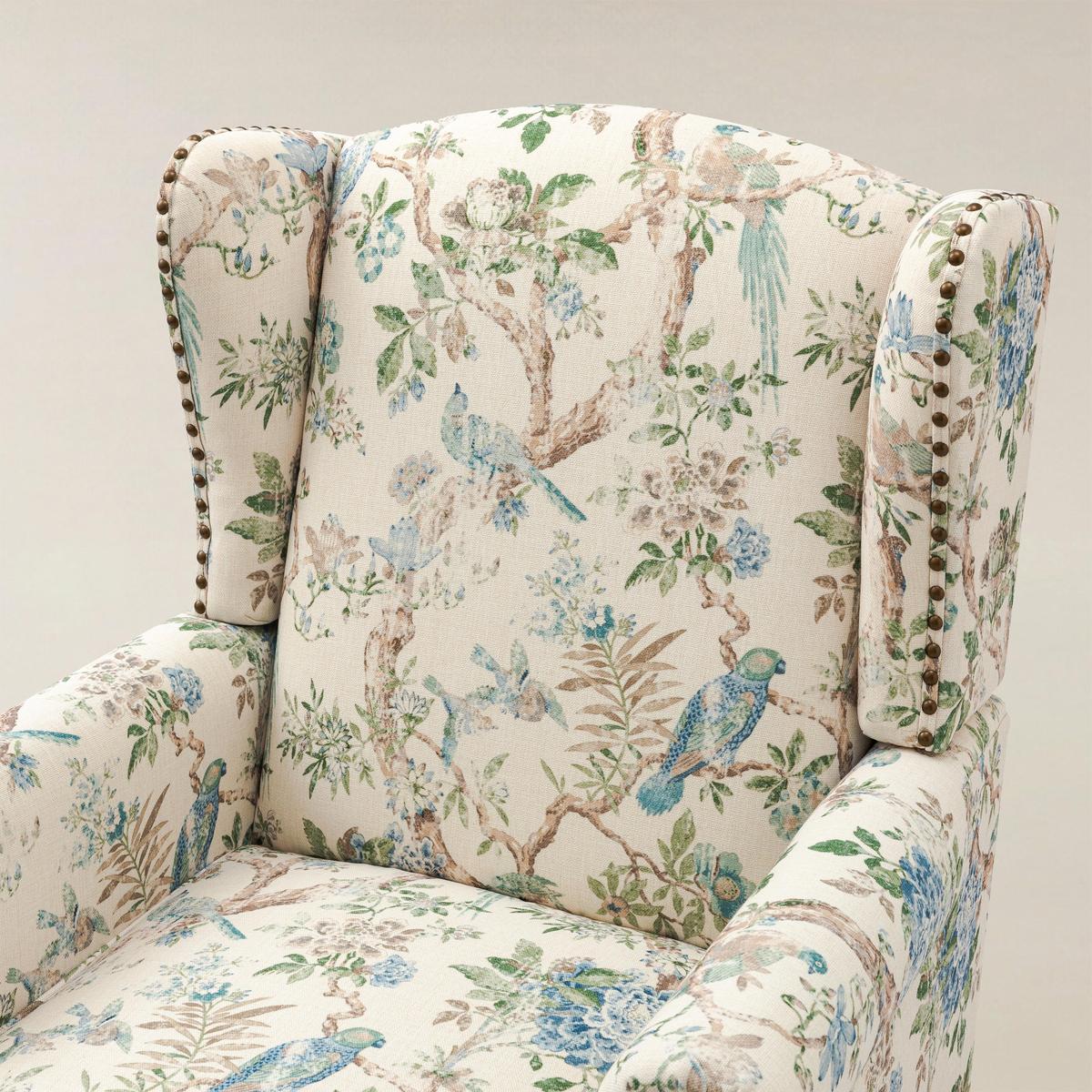 Wingback Armchair with Sturdy Spindle Legs