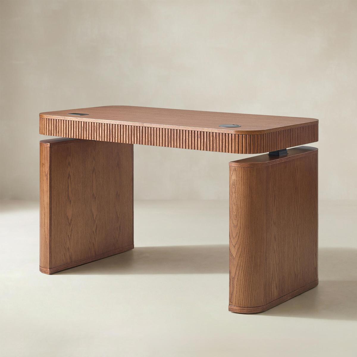 Baggio Modern Electric Adjustable Standing Desk with Cable Management