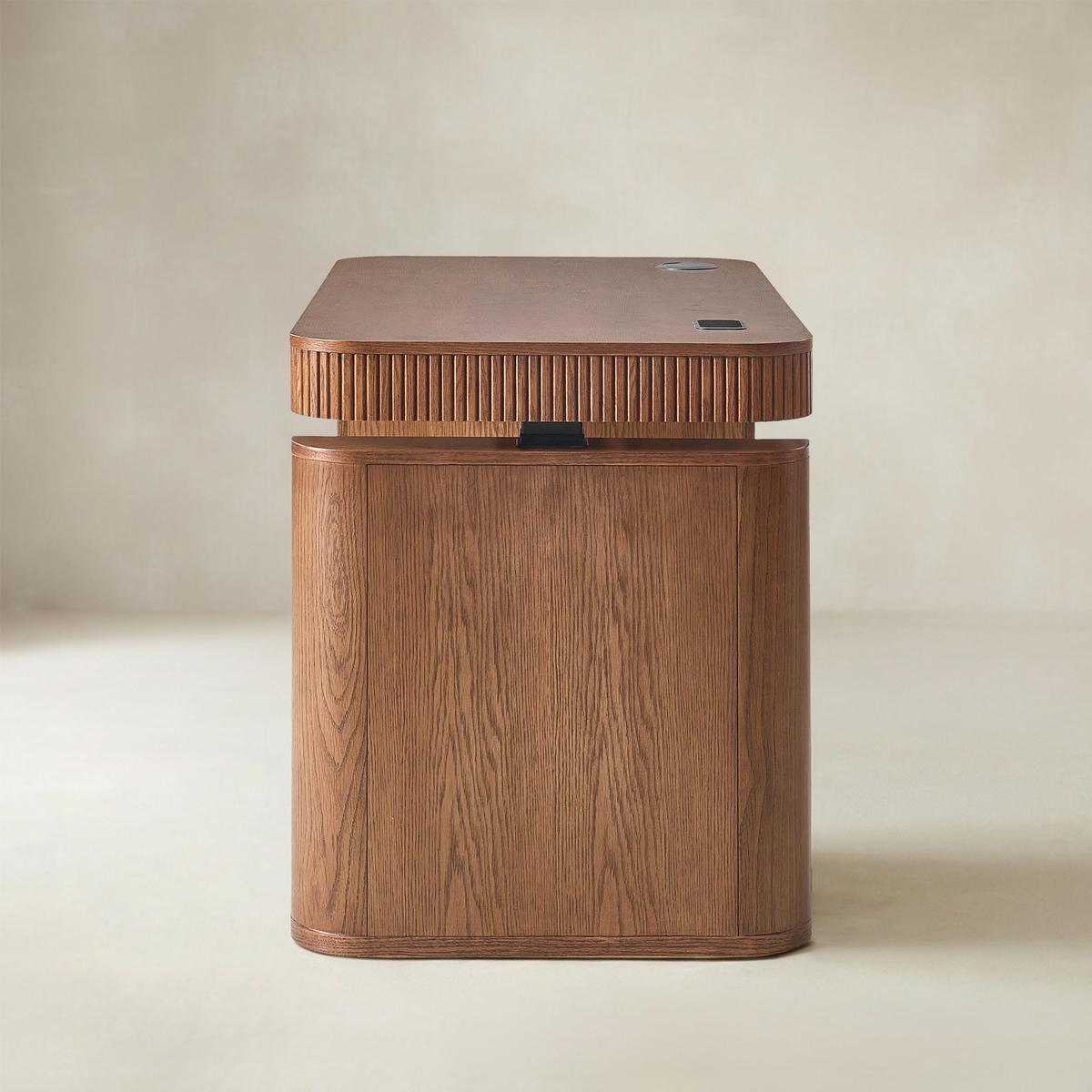 Baggio Modern Electric Adjustable Standing Desk with Cable Management