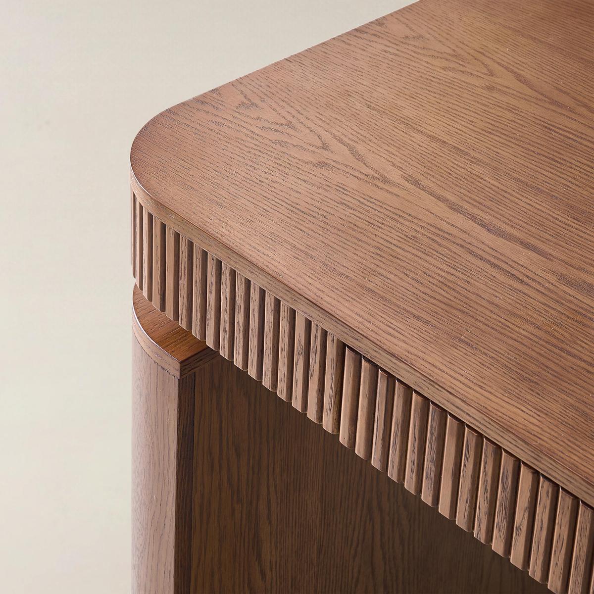 Baggio Modern Electric Adjustable Standing Desk with Cable Management