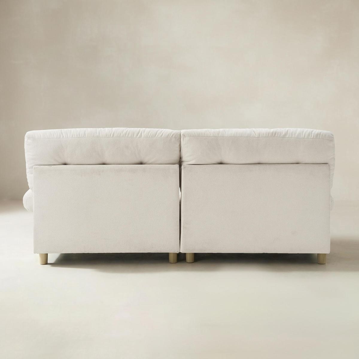 Hilario Loveseat with USB-C Ports Tufted Design