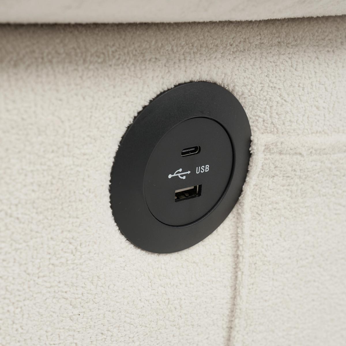 Hilario Loveseat with USB-C Ports Tufted Design