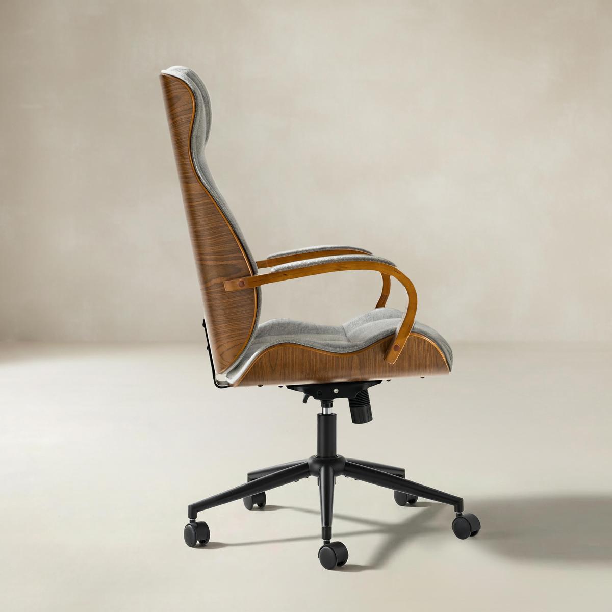 Amparo Plus Ergonomic Office Chair with Padded Arms