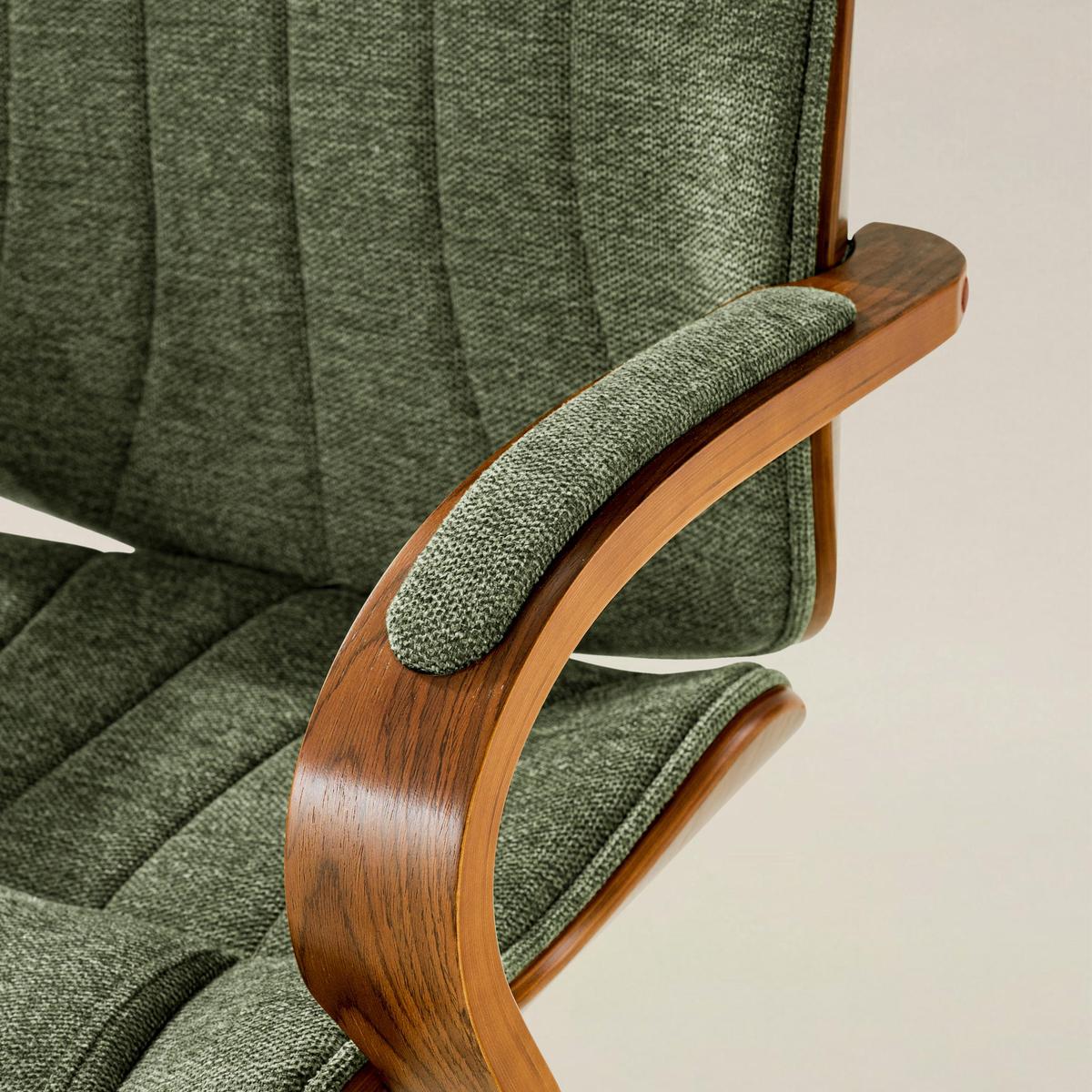 Amparo Plus Ergonomic Office Chair with Padded Arms