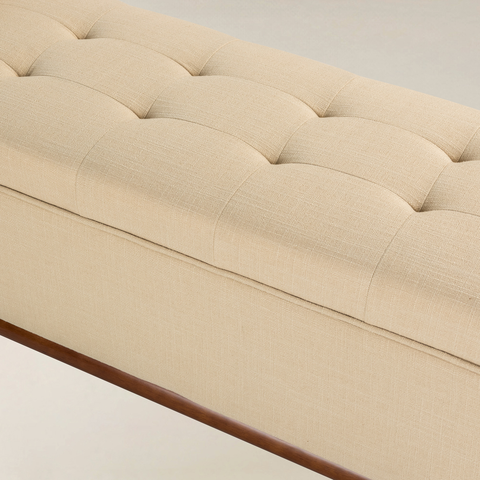 Clover Storage Bench – Tufted Seat with Hidden Organiser Space