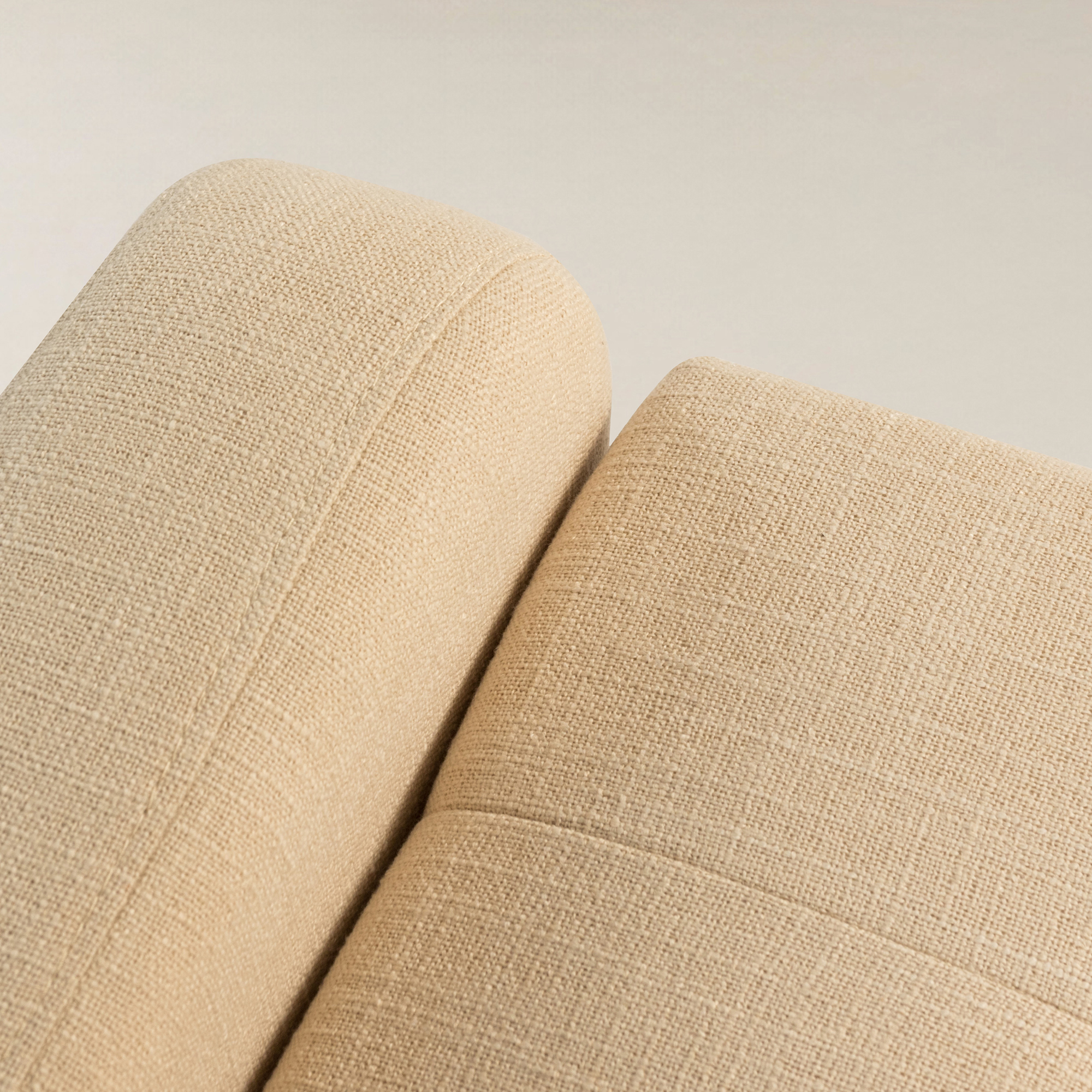 Clover Storage Bench – Tufted Seat with Hidden Organiser Space