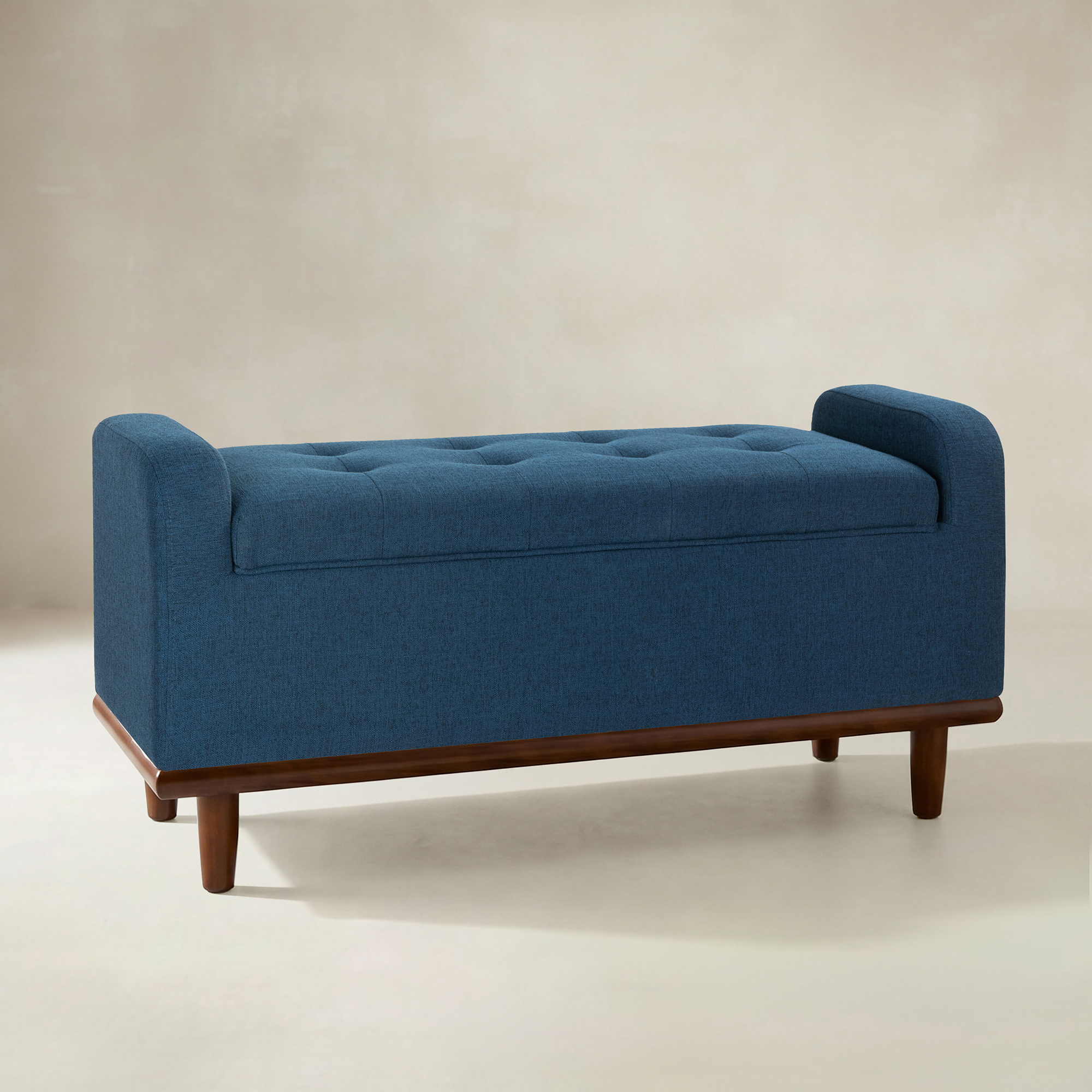 Clover Storage Bench – Tufted Seat with Hidden Organiser Space