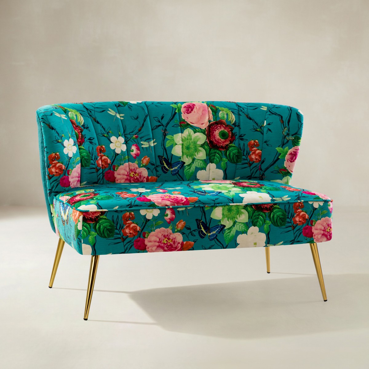 Coraline Floral Upholstered Loveseat with Tufted Back