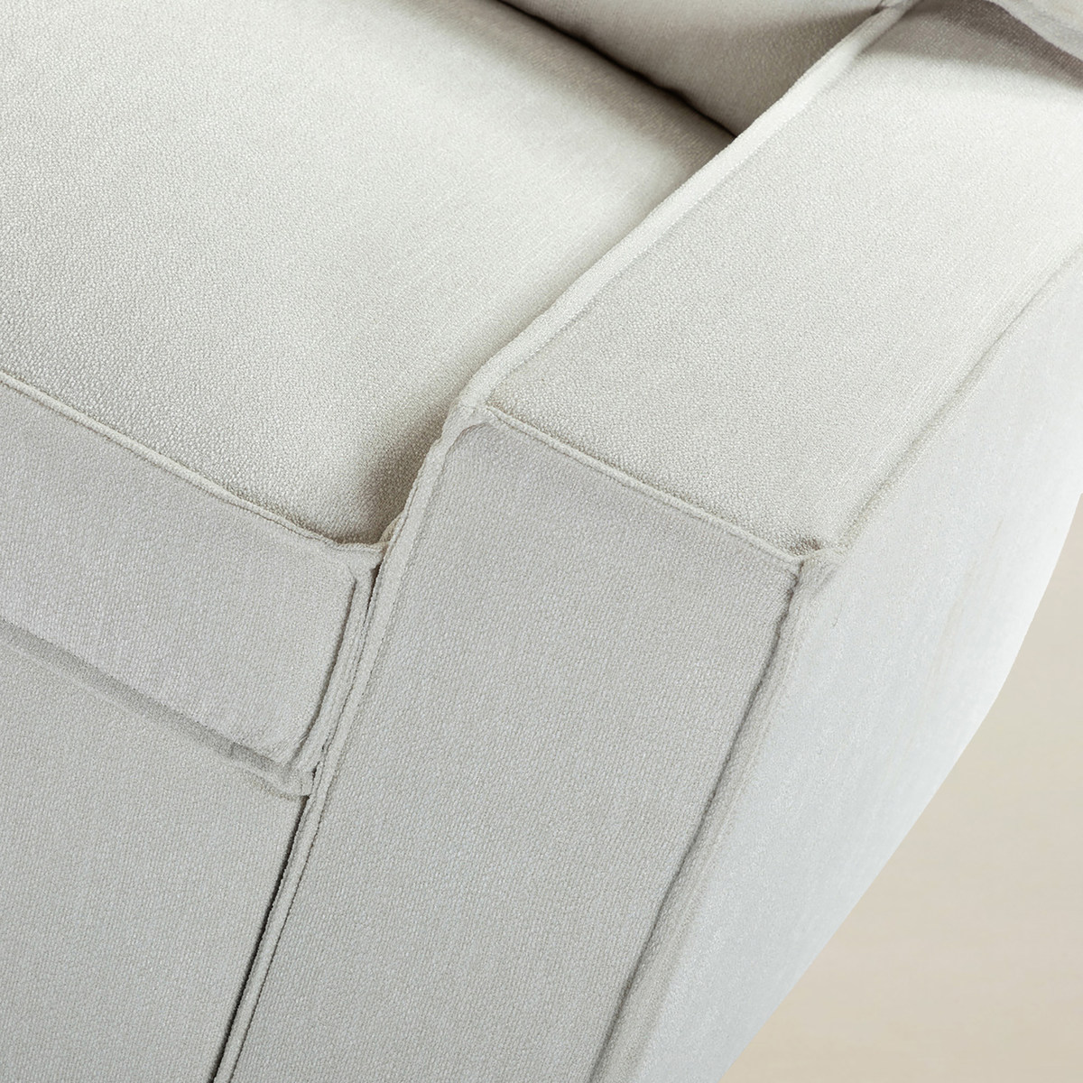 Sendera Classic Sleeper Sofa with Storage & Pull-Out Bed