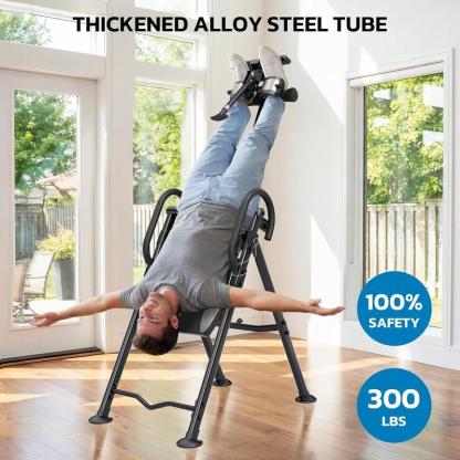 Mesa de inversión para aliviar el dolor de espalda y ciática cervical, capacidad de peso de 136 kg con soporte lumbar, cómodos soportes para los tobillos, máquina camilla de espalda fácil de montar.