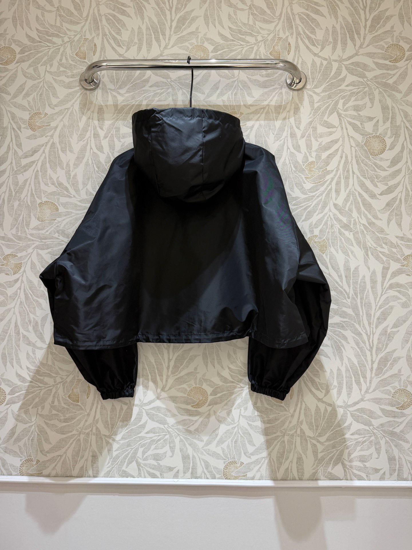 PRD Nylon hooded short jacket